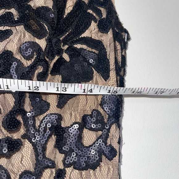 Dress the Population Black Floral Lace Mini Dress - Picture 10 of 12